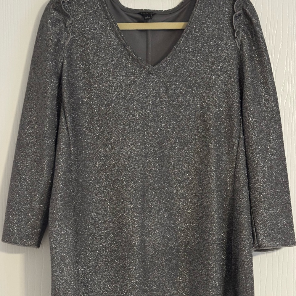 Ann Taylor Metallic V-neck Top, size L